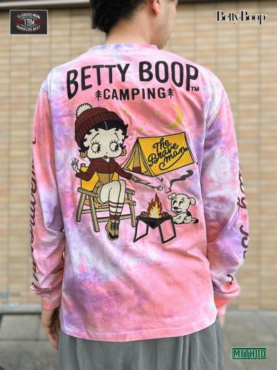 ≪50%OFF≫【The BRAVE-MAN×BETTY BOOP】<br>“CAMPING”ベティ＆パジー刺繍入りタイダイロンT〔別注〕≪返品・取寄対応不可≫