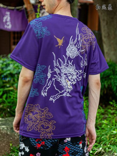 【新主己】<br>“獅子と蝶”プリントDRY素材Tシャツ≪返品・取寄対応不可≫