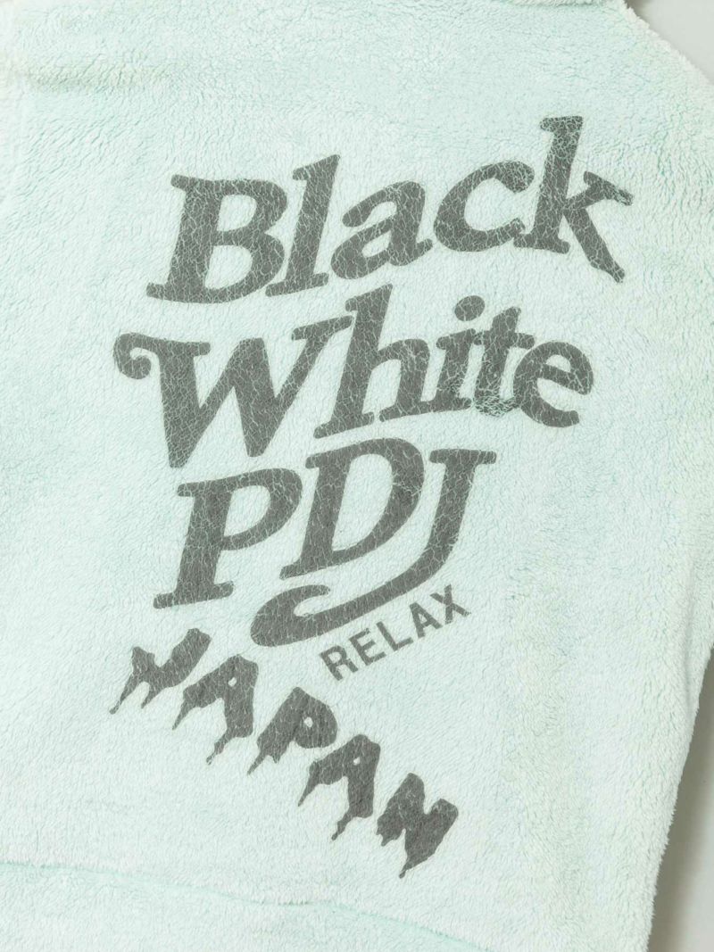 【PANDIESTA JAPAN】“B/W-PDJ RELAX”刺繍入り切替ボアZIPパーカー