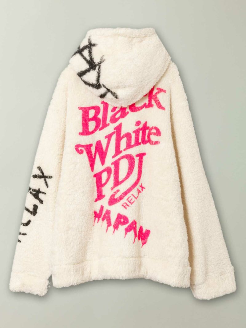 【PANDIESTA JAPAN】“B/W-PDJ RELAX”刺繍入り切替ボアZIPパーカー