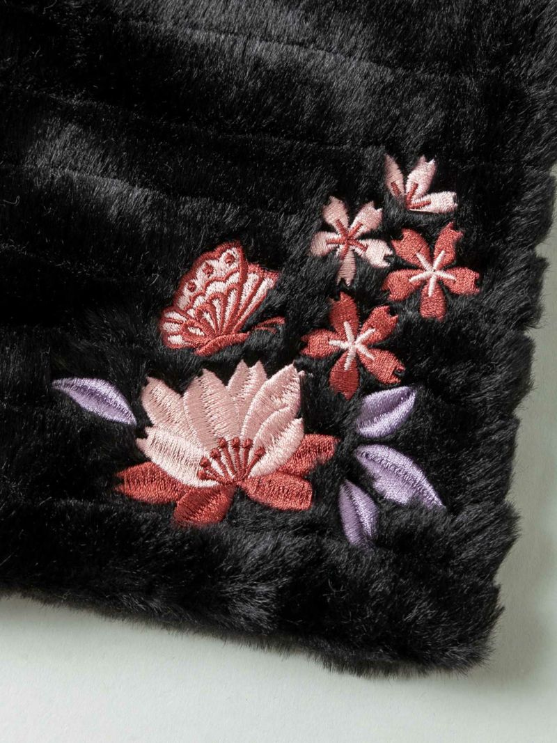 【雅結】花と蝶刺繍フェイクファー ウェービークロスマフラー