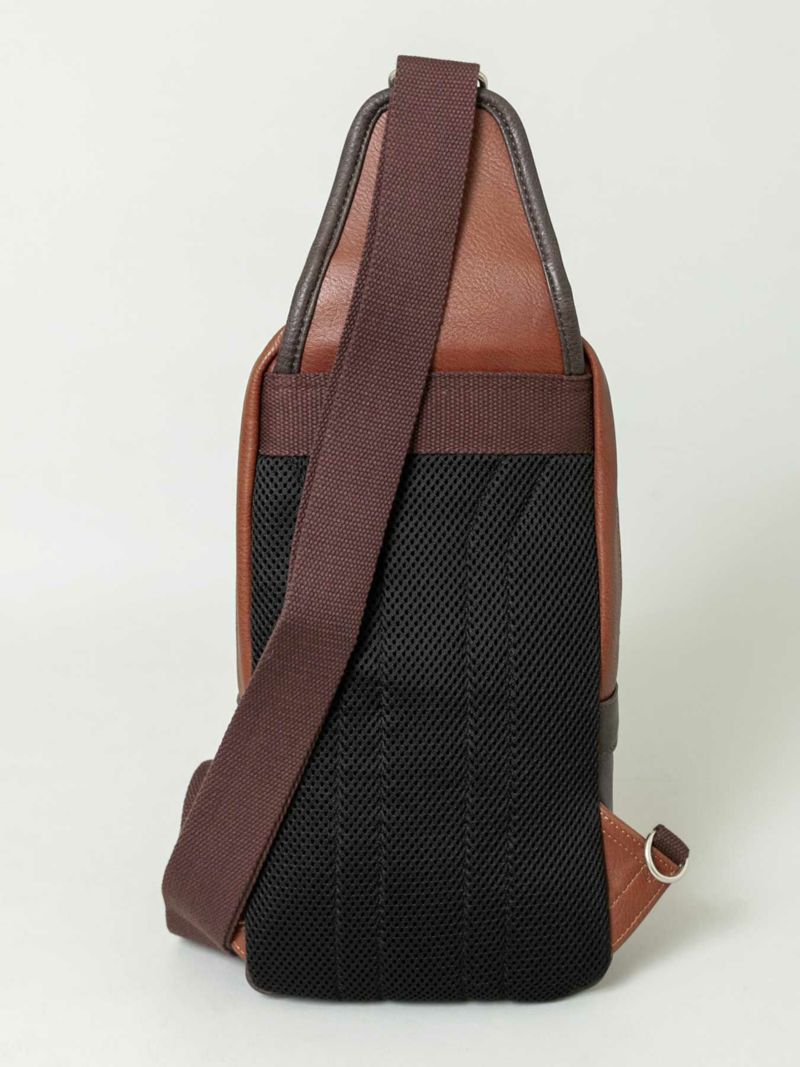 【AVIREX】“STUART”ONE SHOULDER BAG AX5001 ∴