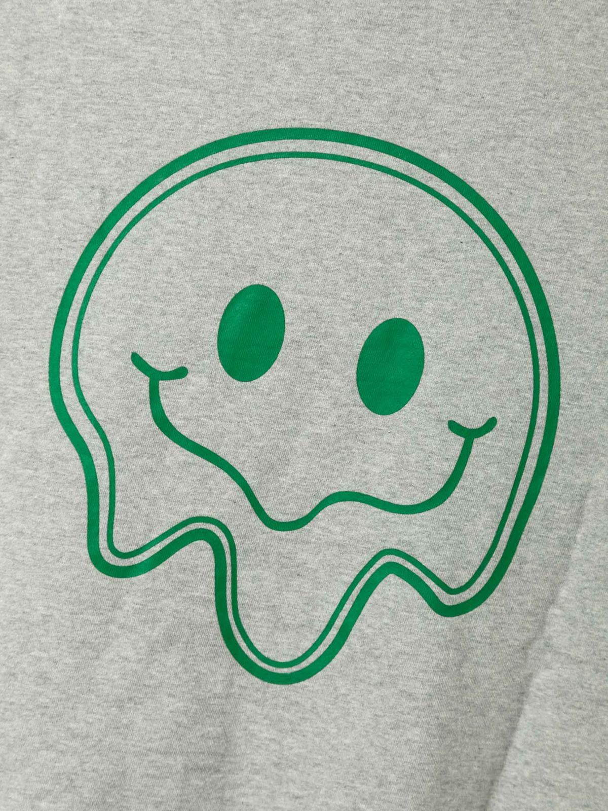 【POSITIVE】“RAINBOW FLOWER”プルパーカー