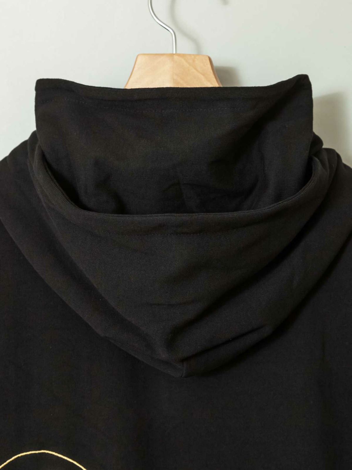 ＜春の大予約会＞【黒菟華】“花には水を”総刺繍ダブルフードZIPパーカー