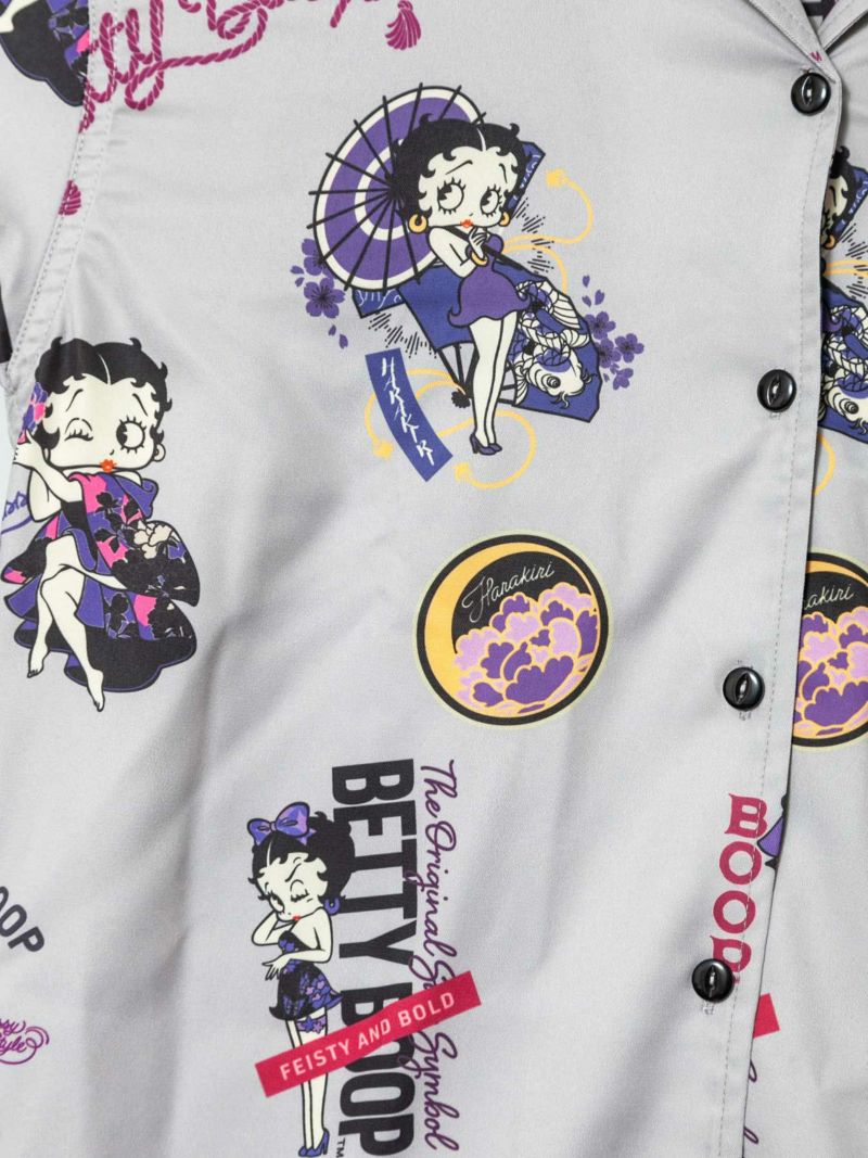 【HARAKIRI×BETTY BOOP】“アーカイブベティ”総柄プリント 半袖シャツワンピース〔別注〕