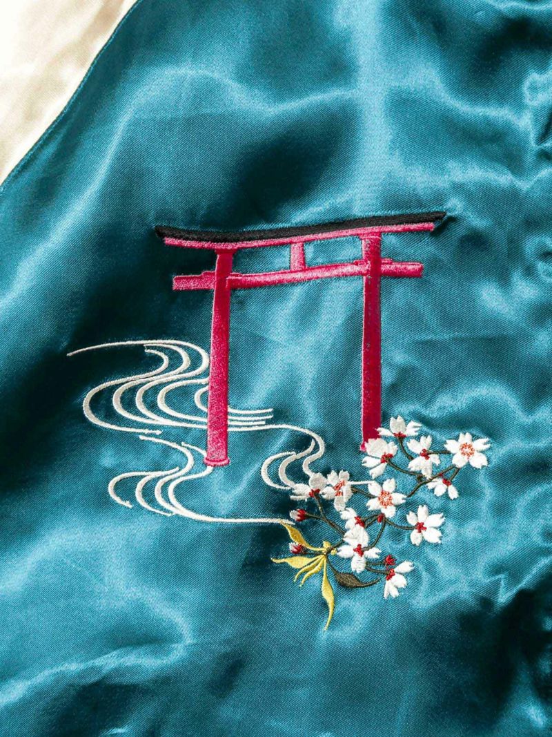 【百花繚乱】“枝垂れ桜と舞妓”総刺繍リバーシブルスカジャン
