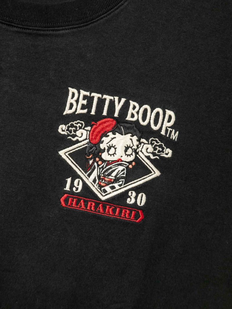 【HARAKIRI×BETTY BOOP】“大正浪漫ベティ”刺繍入りフェイクレイヤードTシャツ〔別注〕