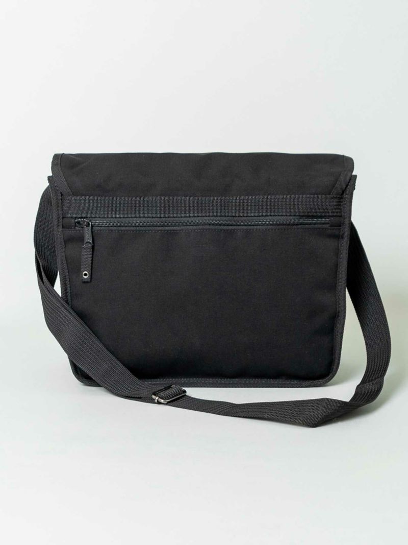 【AVIREX】“EAGLE”SHOULDER BAG AVX3523