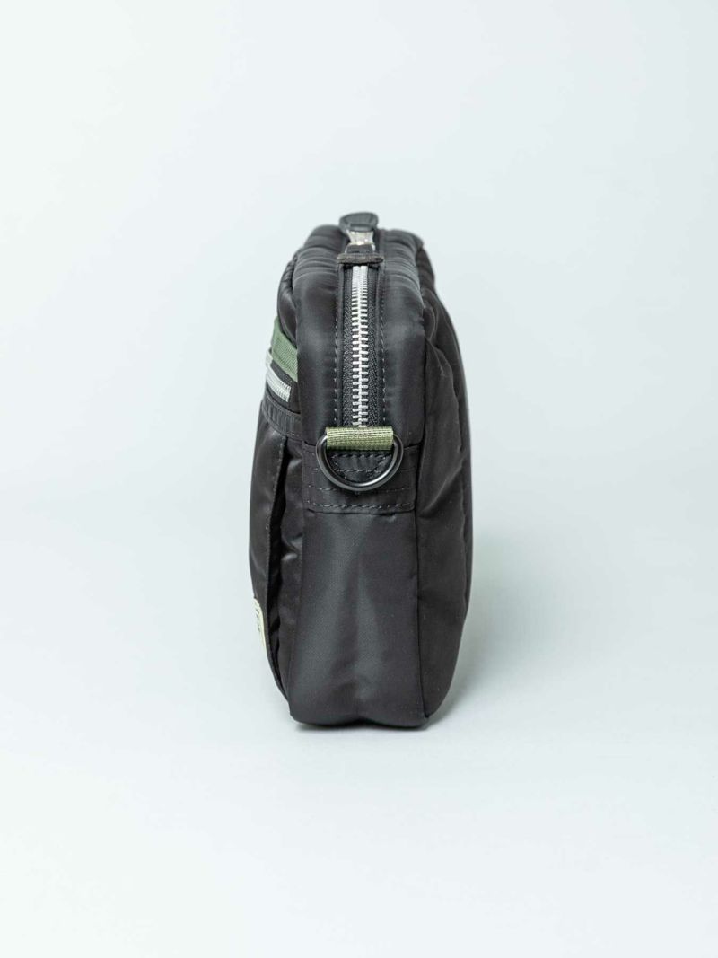 【AVIREX】FLIGHT NYLON BOX SHOULDER BAG