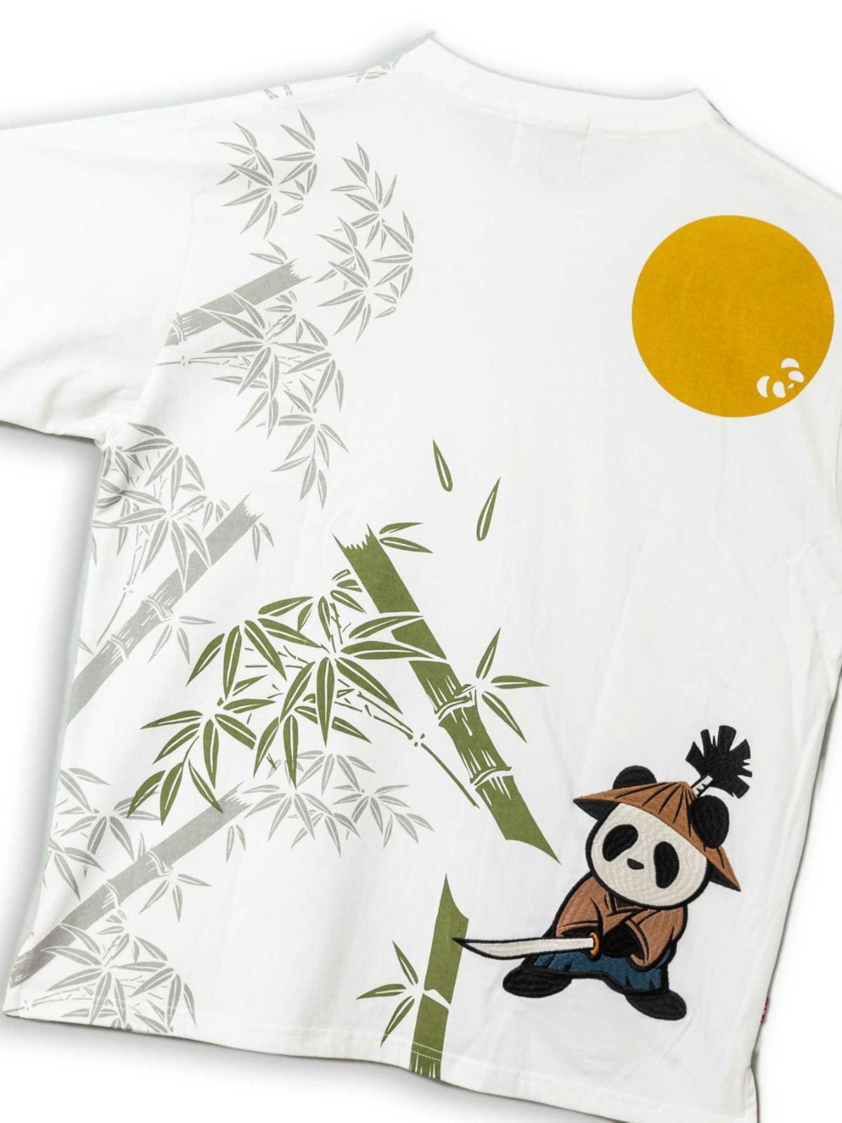 ＜予約＞【PANDIESTA JAPAN】“熊猫侍 居合い抜き”刺繍入りTシャツ