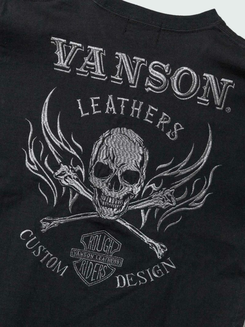 【VANSON】“スカルファイヤー”モノトーン刺繍Tシャツ