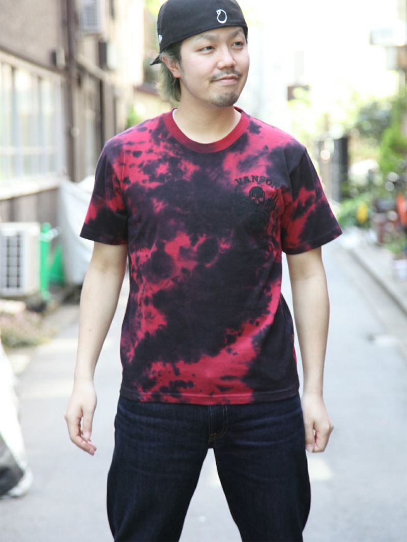 【VANSON】“スカルファイヤー”モノトーン刺繍Tシャツ