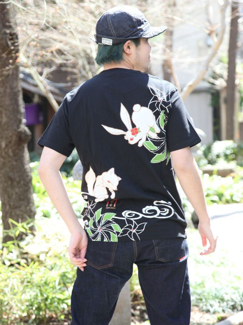 【今昔 -KON-JAKU-】“風車に今年の干支（兎）”刺繍入りTシャツ