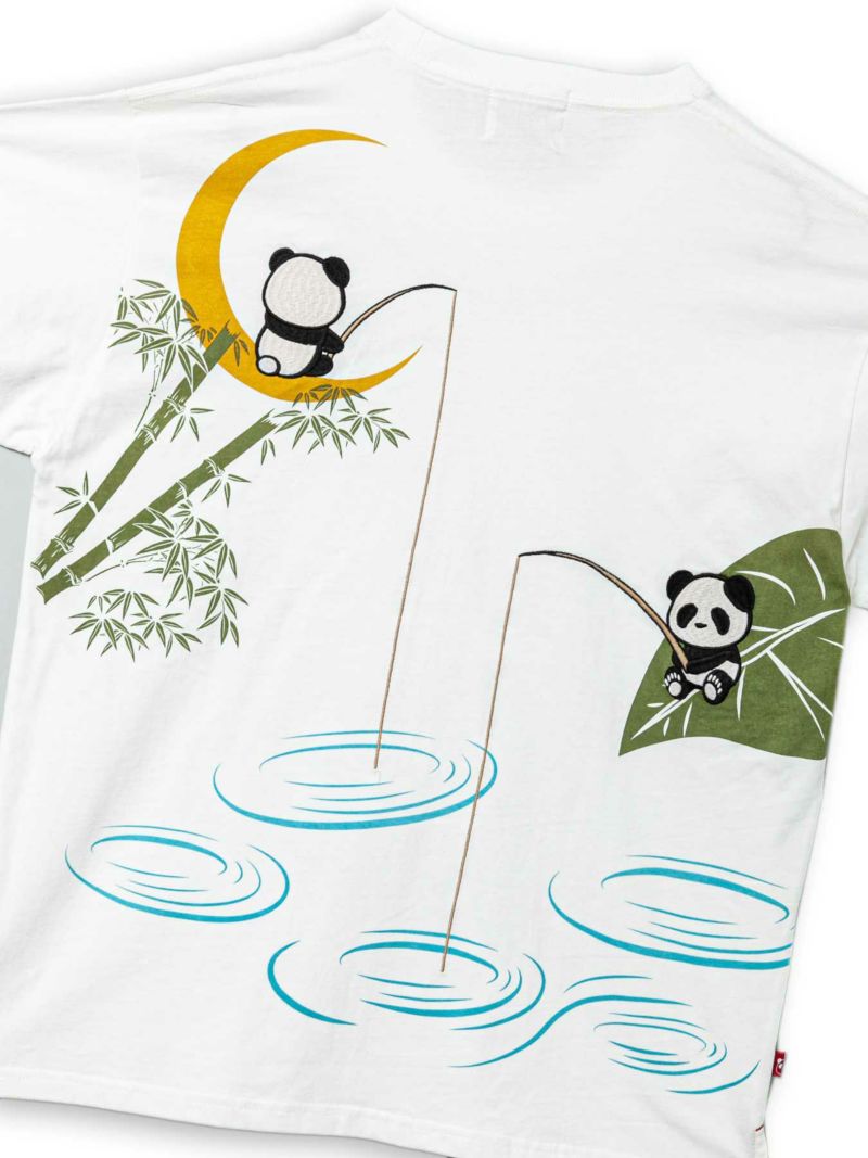 ＜予約＞【PANDIESTA JAPAN】“夜釣り熊猫”刺繍入りTシャツ