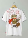 ＜予約＞【参丸一】“幸福を呼ぶ招き蛙”刺繍入りプリントTシャツ