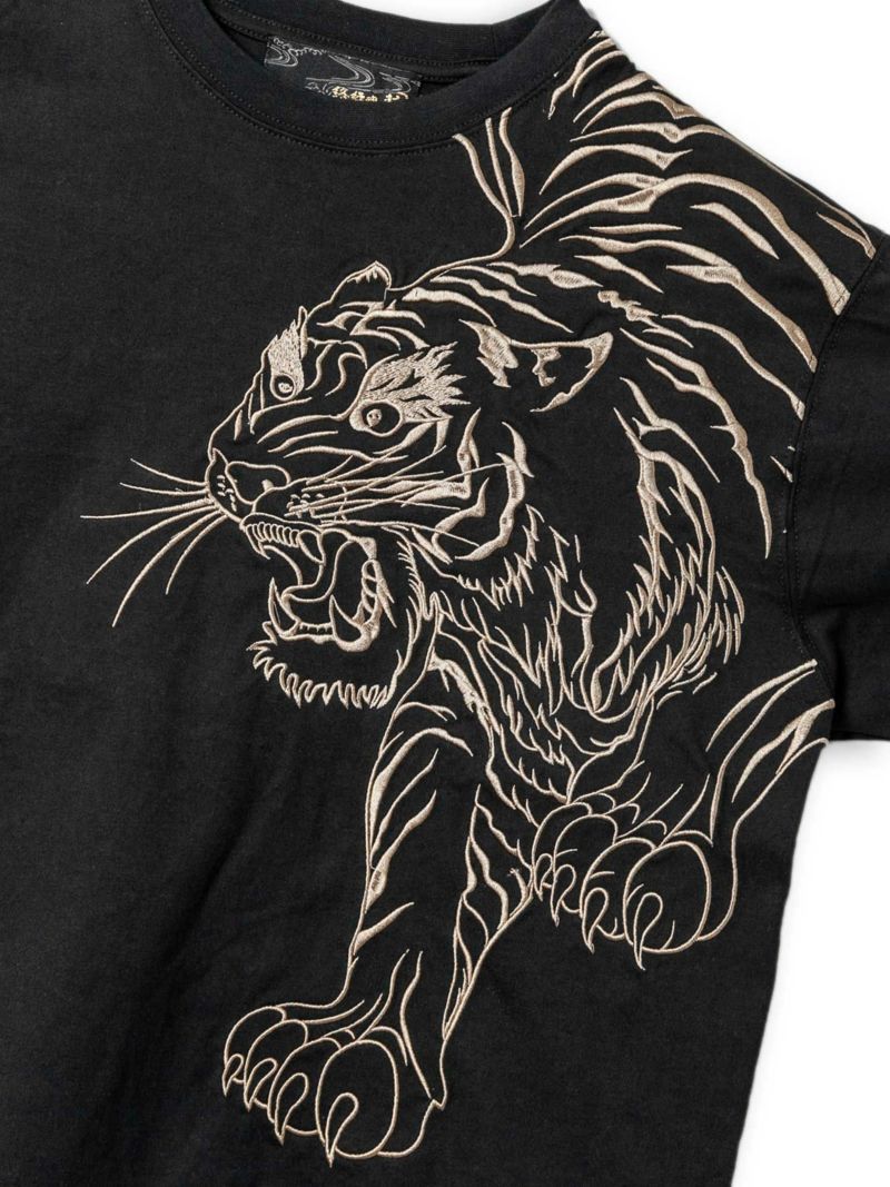予約＞【絡繰魂・粋】“信長の銀燭虎”総刺繍Tシャツ