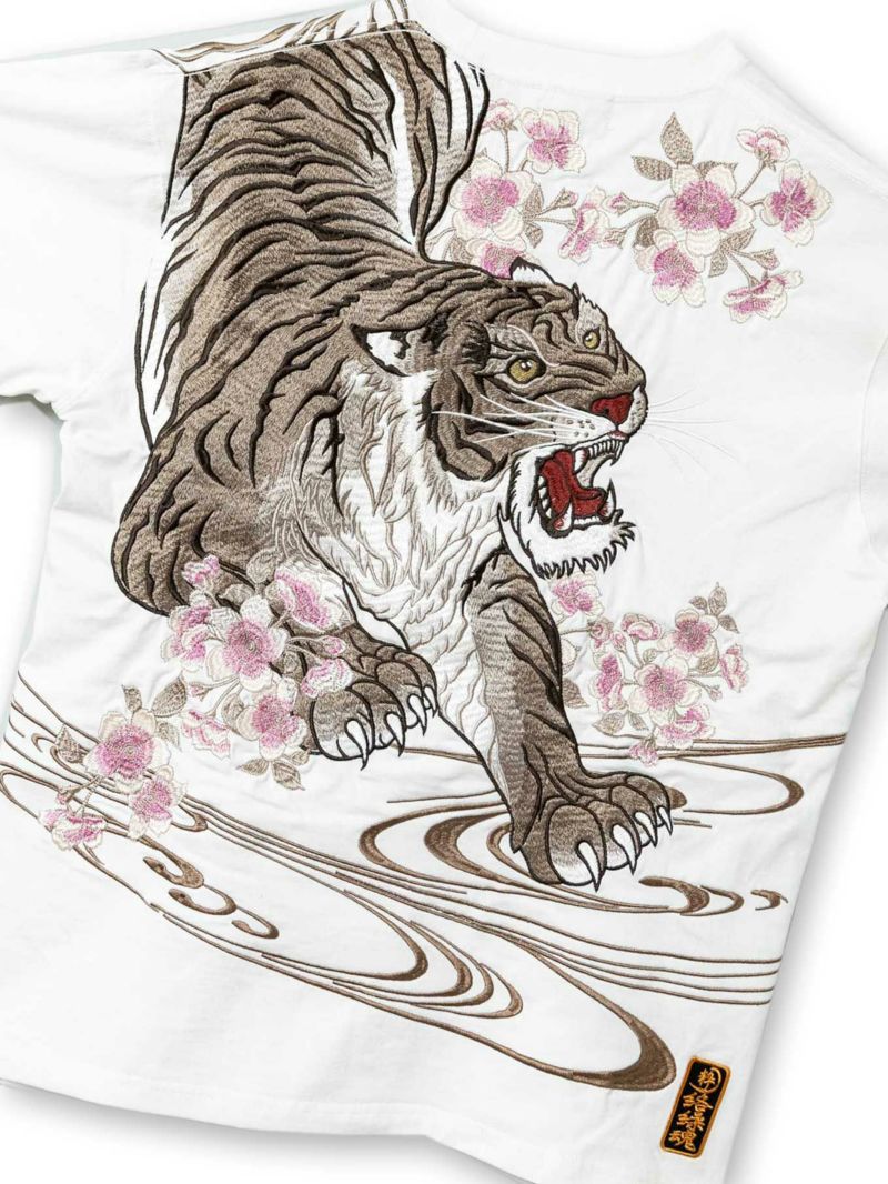予約＞【絡繰魂・粋】“信長の銀燭虎”総刺繍Tシャツ