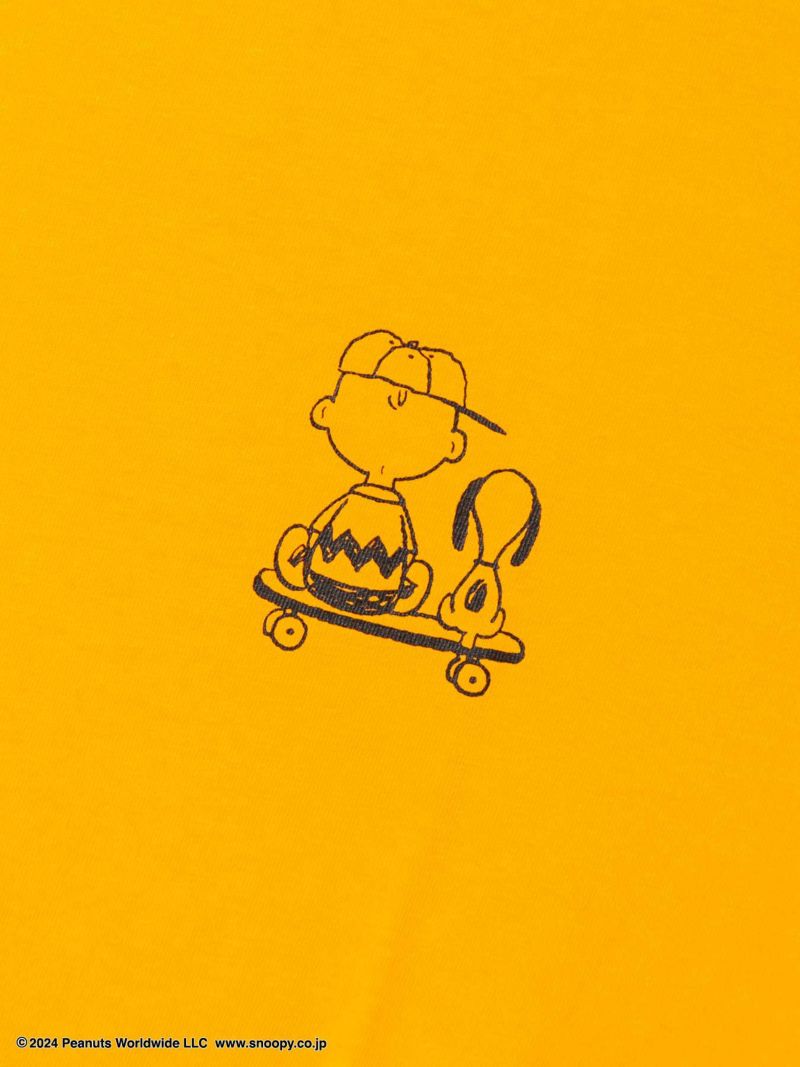 【PEANUTS】“スヌーピー：スケボー”プリントTシャツ