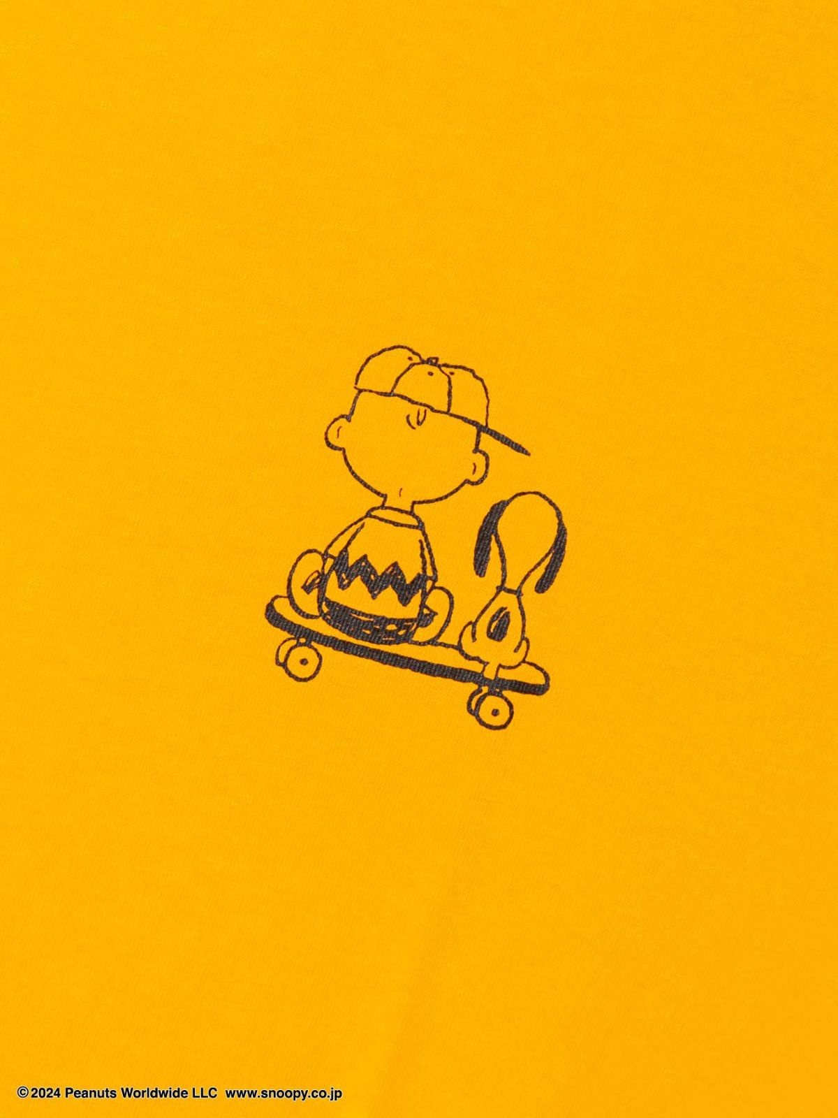 【PEANUTS】“スヌーピー：スケボー”プリントTシャツ