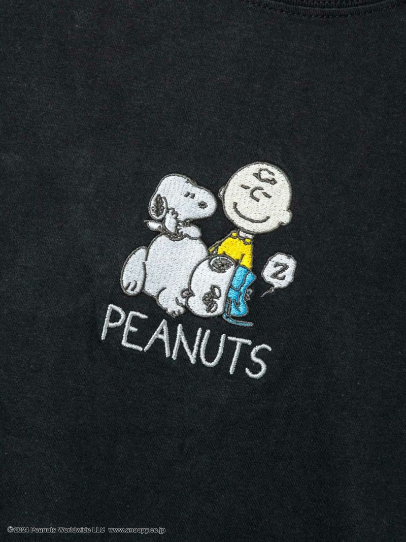 【PEANUTS】“スヌーピー”刺繍Tシャツ