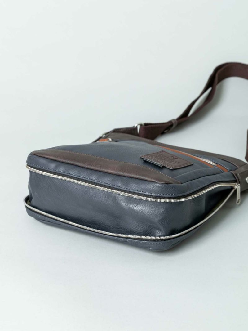 【AVIREX】“STUART”SHOULDER BAG AX5007