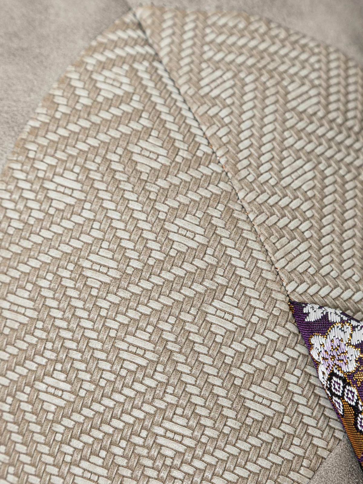 【雅結】“ジンベエザメ”金襴織物遣い縦型ボディバッグ