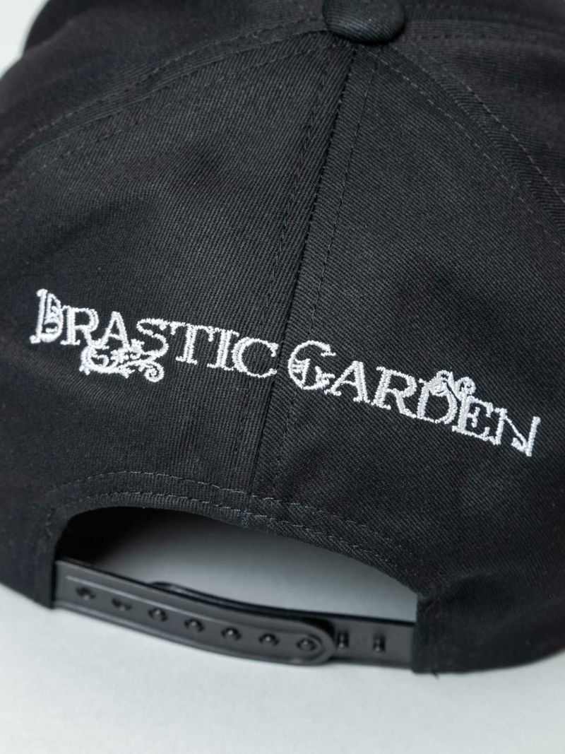 【DRASTIC GARDEN】“火炎の菊/稲妻の薔薇”総刺繍キャップ