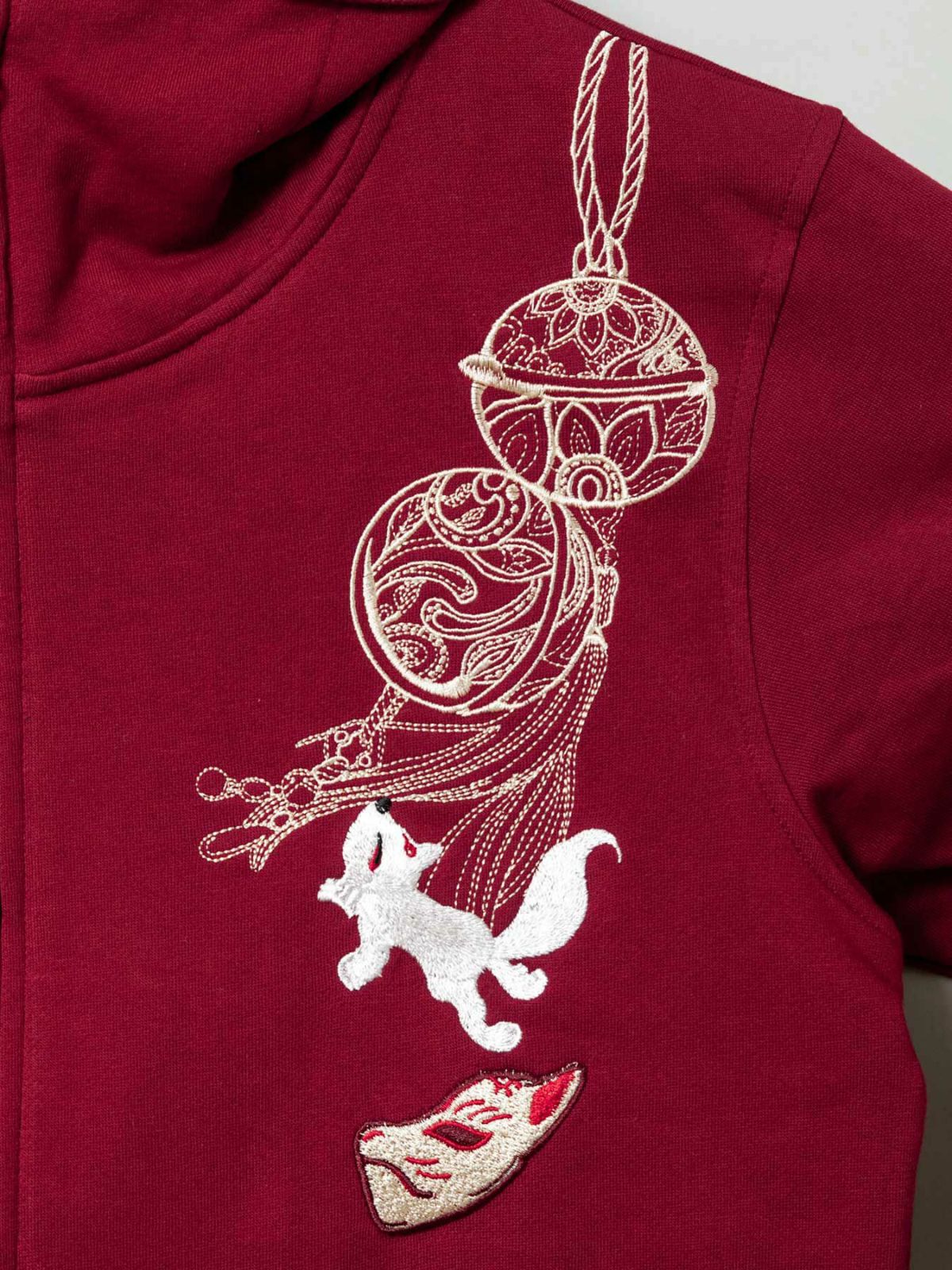 【今昔 -KON-JAKU-】“束ね熨斗と狐”総刺繍ZIPパーカー