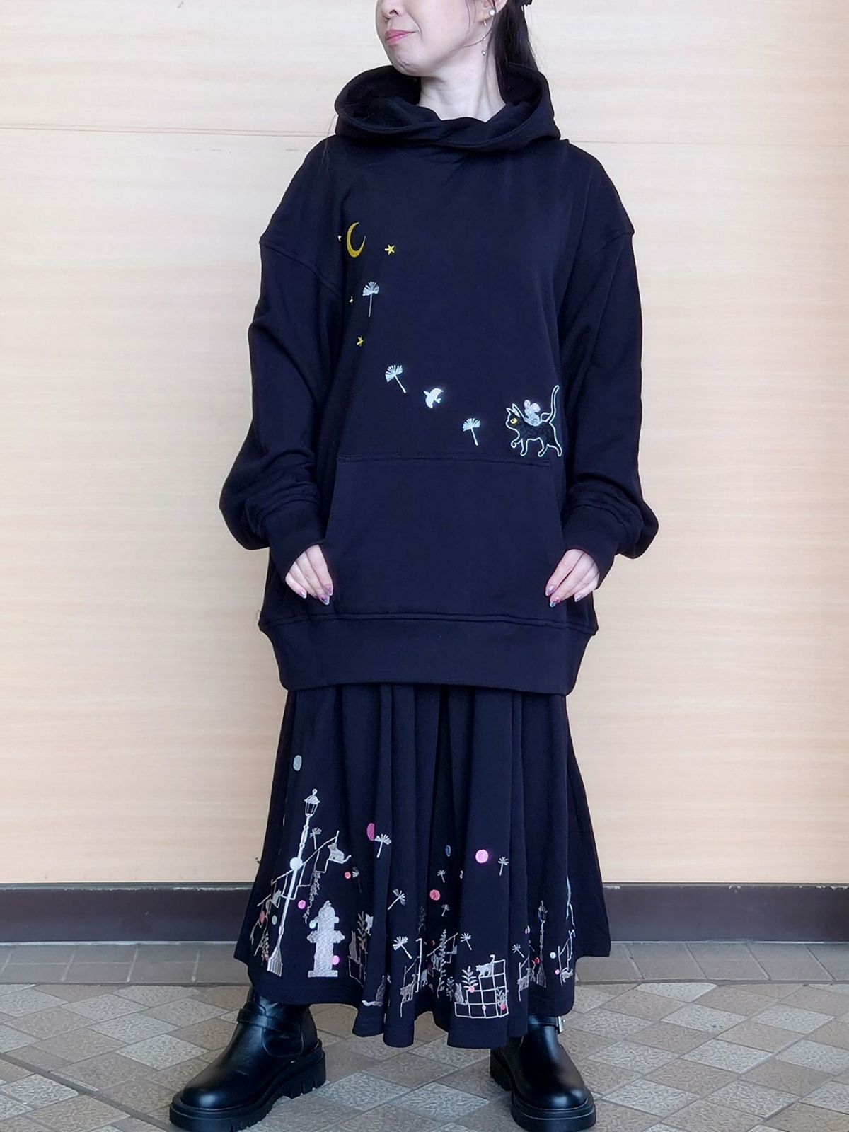 【LiN】“封筒の中の家”総刺繍プルパーカー