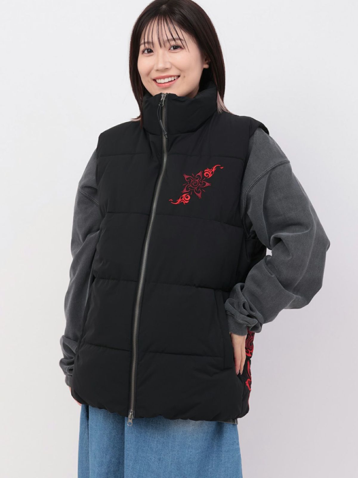 【雅結】トライバル桜刺繍 中綿入りベスト