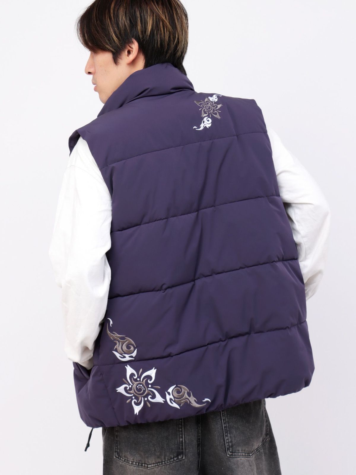 【雅結】トライバル桜刺繍 中綿入りベスト