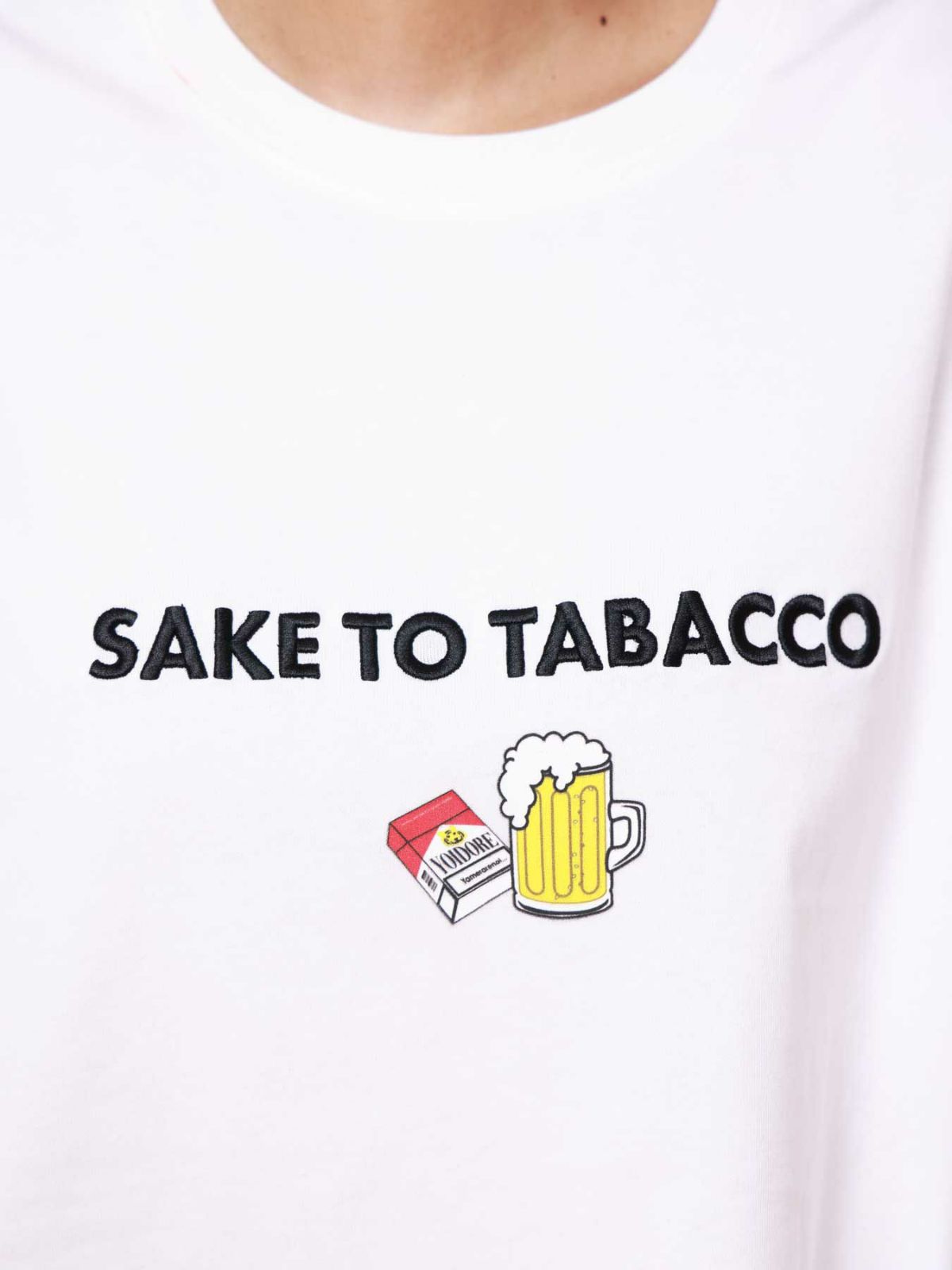 【YOIDORE】“酒とタバコ”刺繍入りプリントロンT