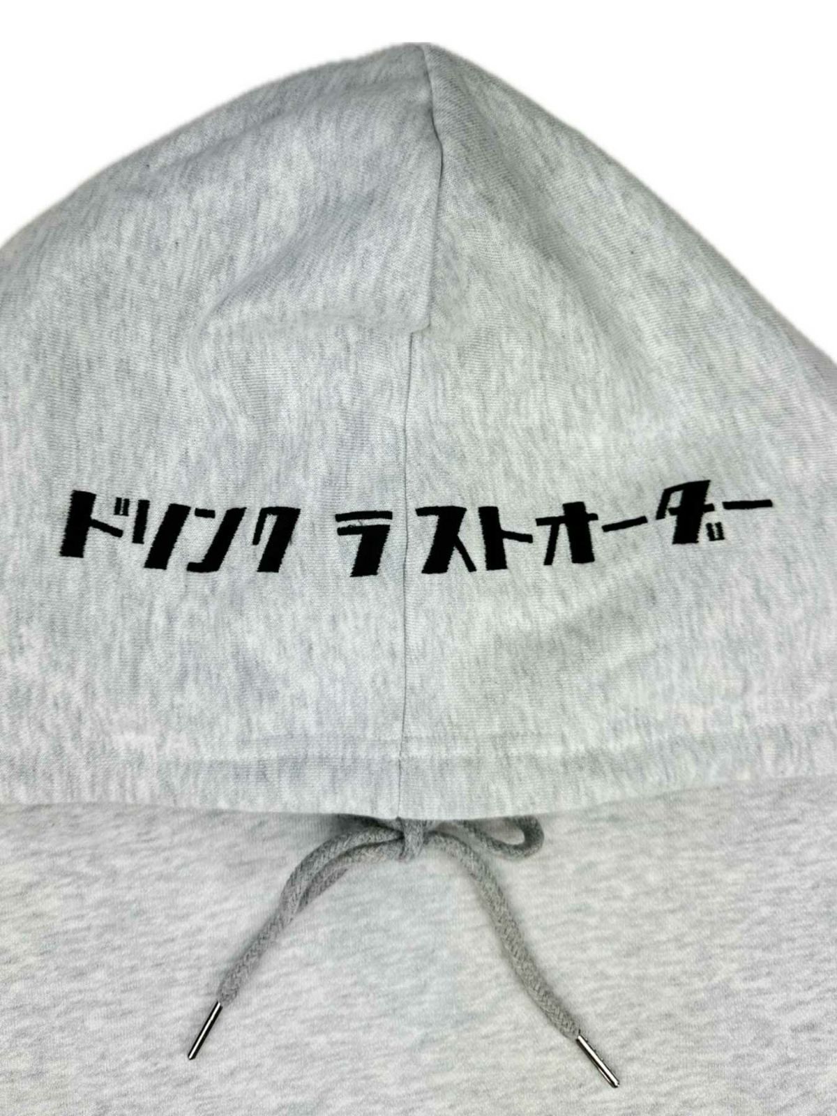 【YOIDORE】“チューハイ”刺繍入りプルパーカー