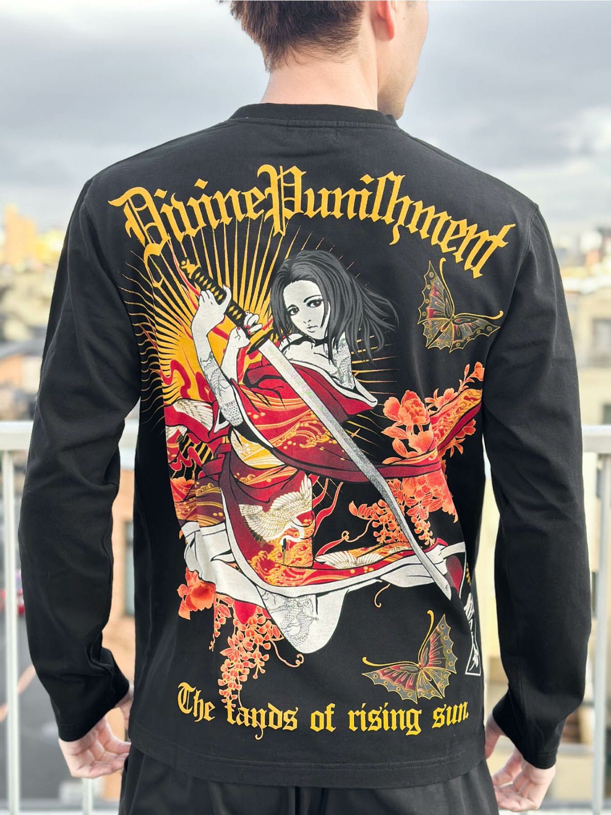 【抜刀娘】“凛：一刀流”刺繍入りプリントロンT