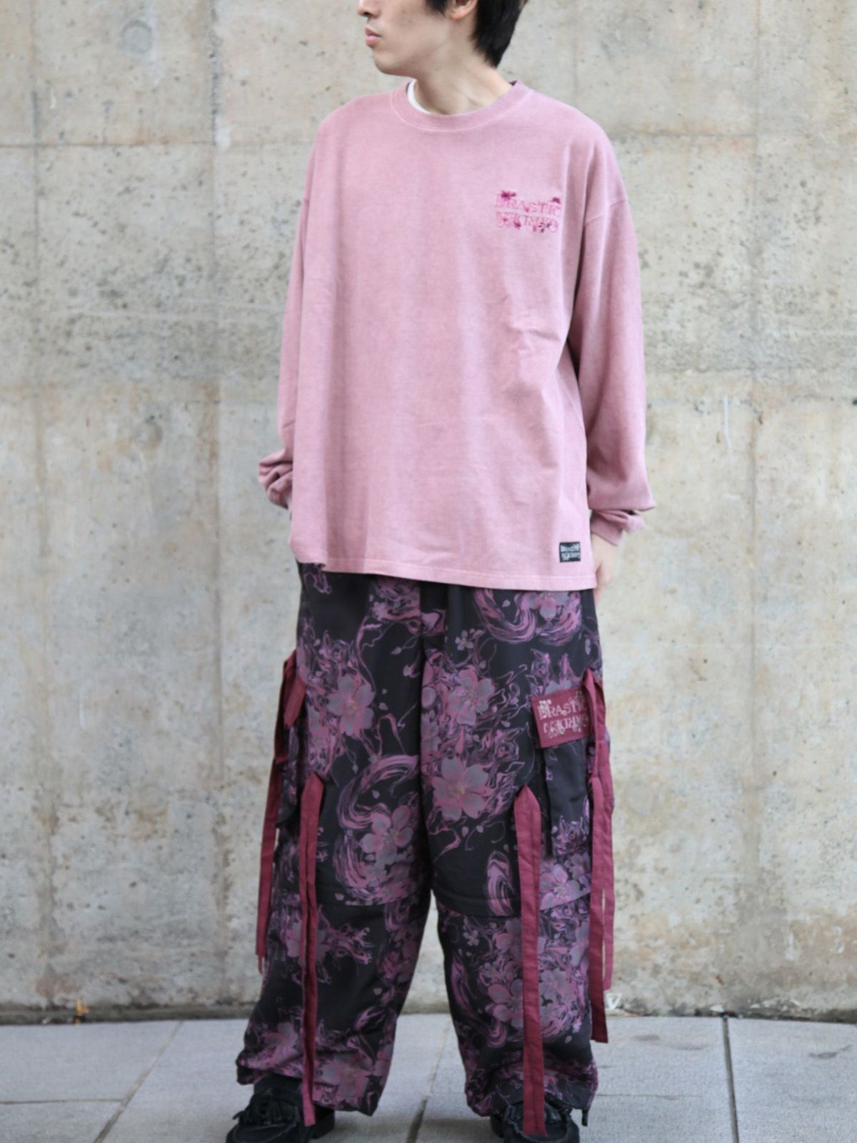 【DRASTIC GARDEN】 “煙の桜”総刺繍ロンT