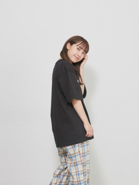 【allCaJoule】ロゴプリントTシャツ