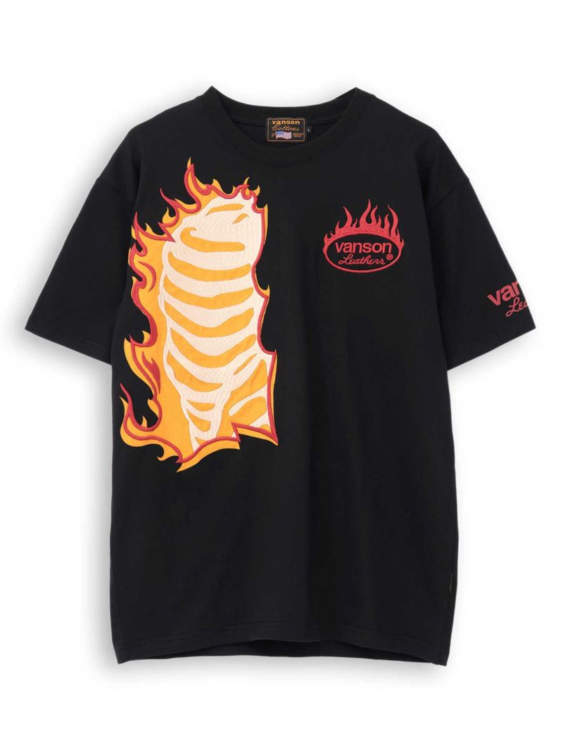 【VANSON】“FIRE BORN”刺繍入りTシャツ〔別注〕