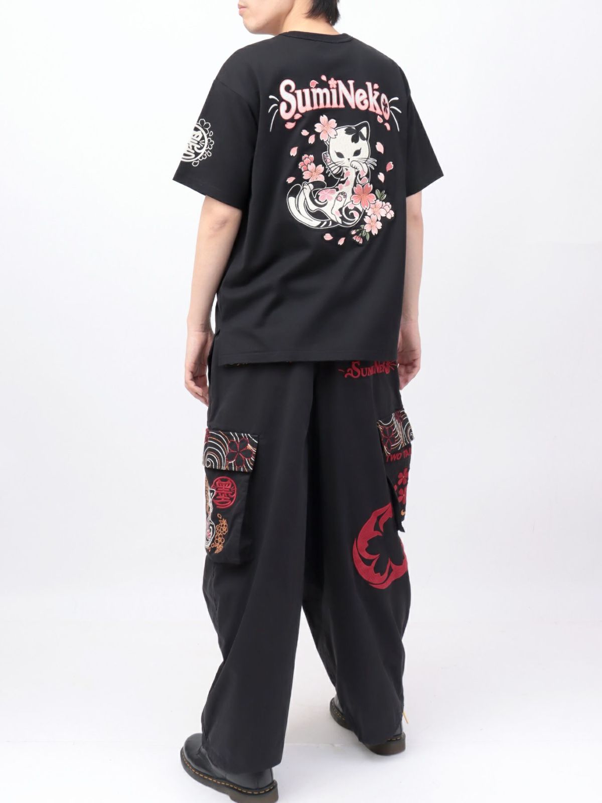 【SUMINEKO】“スミネコ”総刺繍ワイドカーゴパンツ