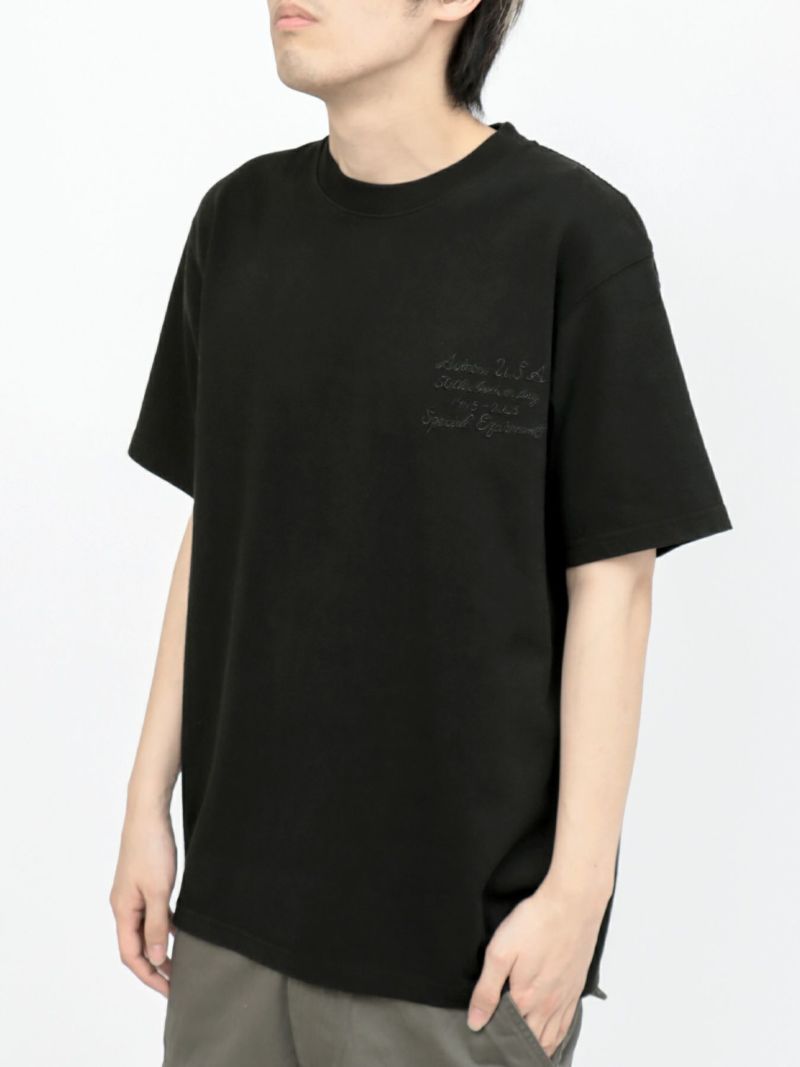 【AVIREX】LEATHER PATCHED VARSITY T-SHIRT＜50th Anniversary＞