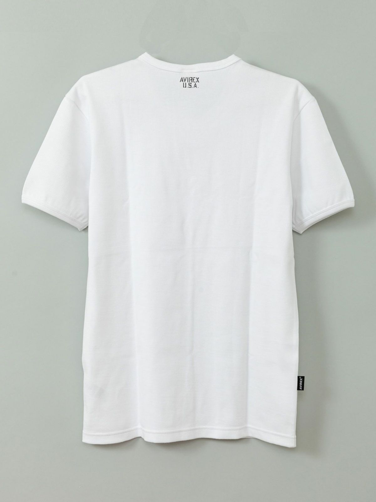 【AVIREX】DAILY V-NECK T-SHIRT