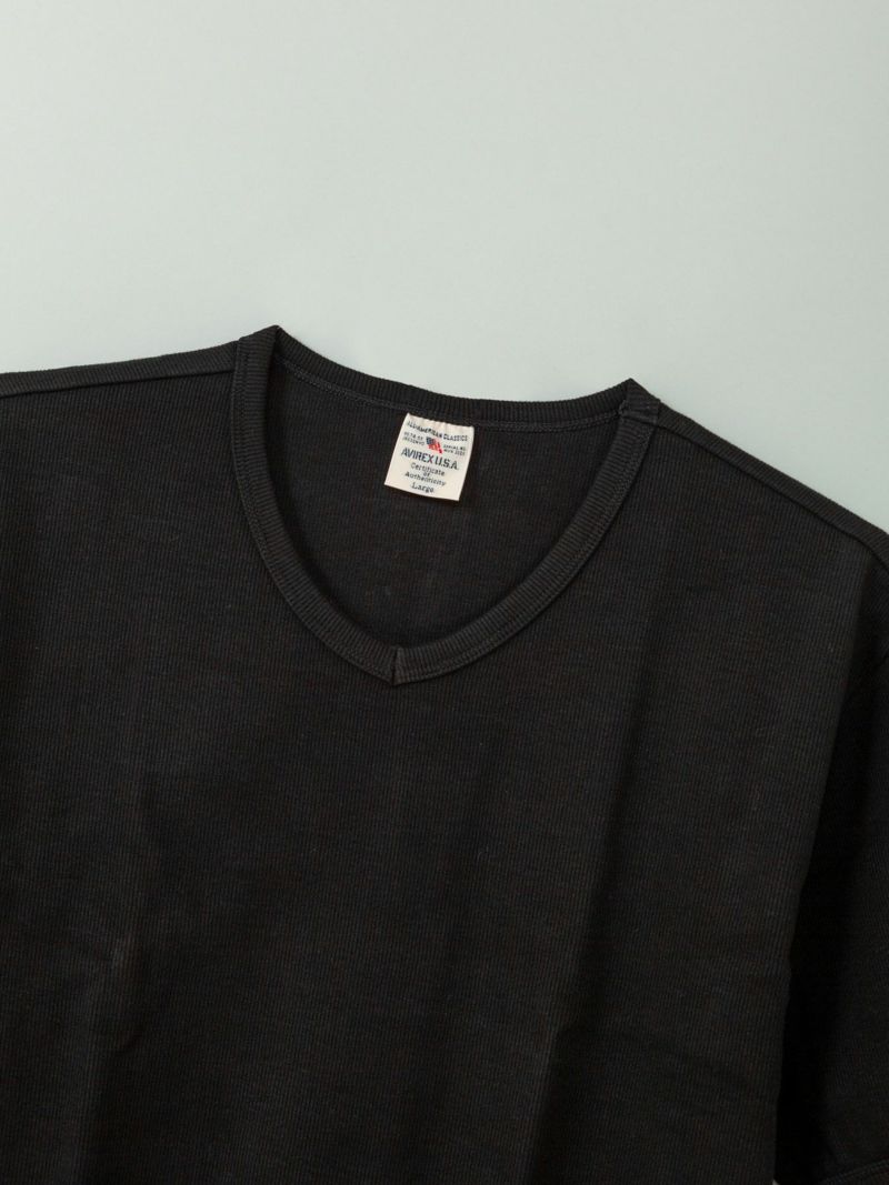 【AVIREX】DAILY V-NECK T-SHIRT