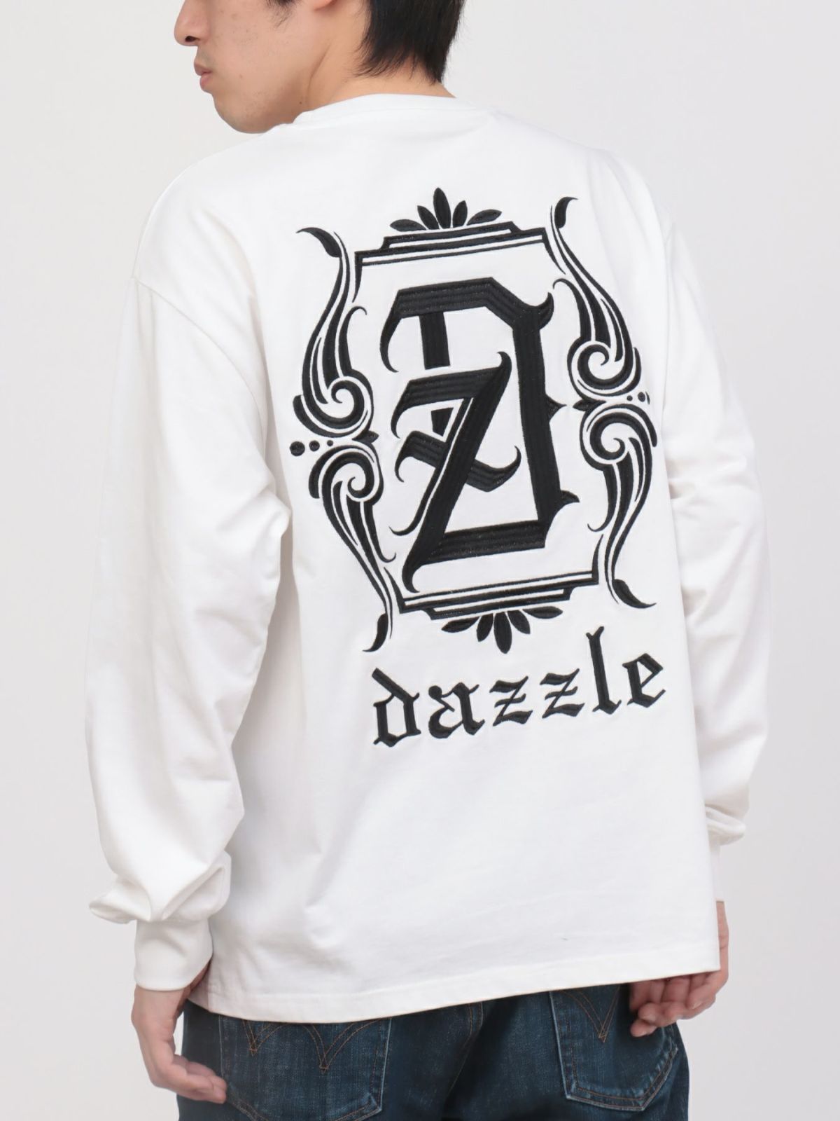 【DAZZLE】総刺繍ロゴロンT