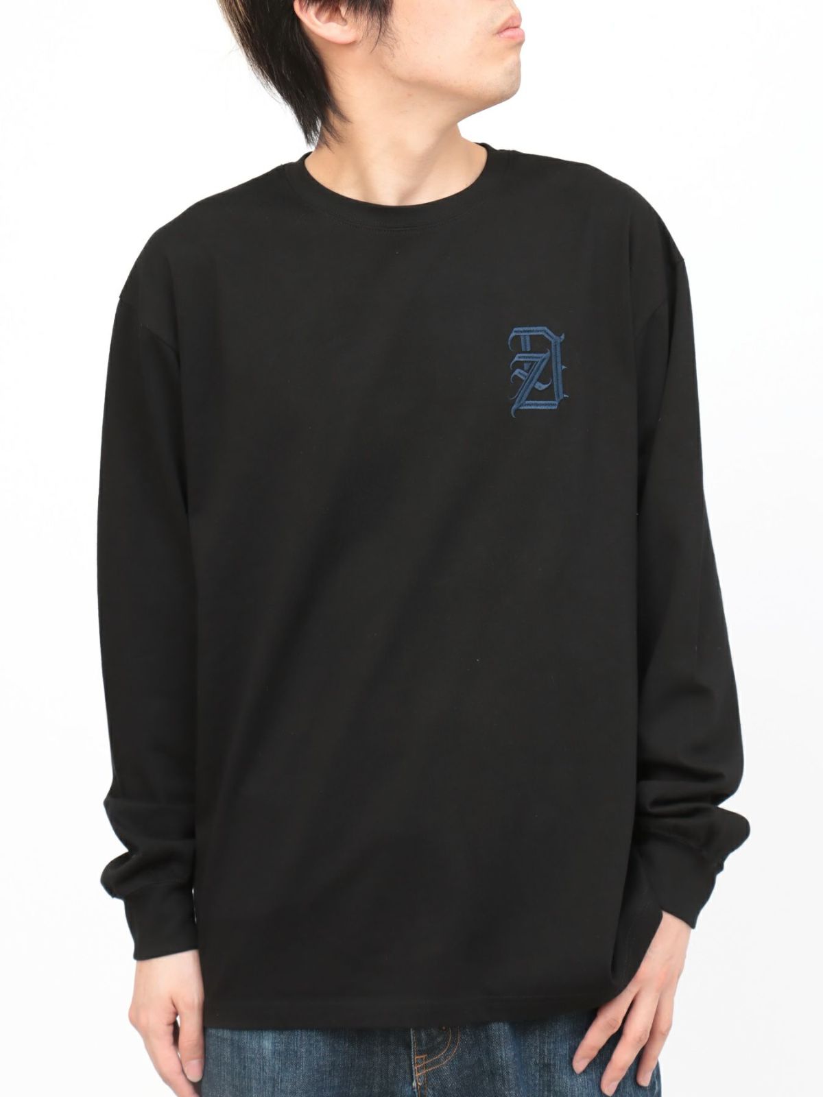 【DAZZLE】総刺繍ロゴロンT