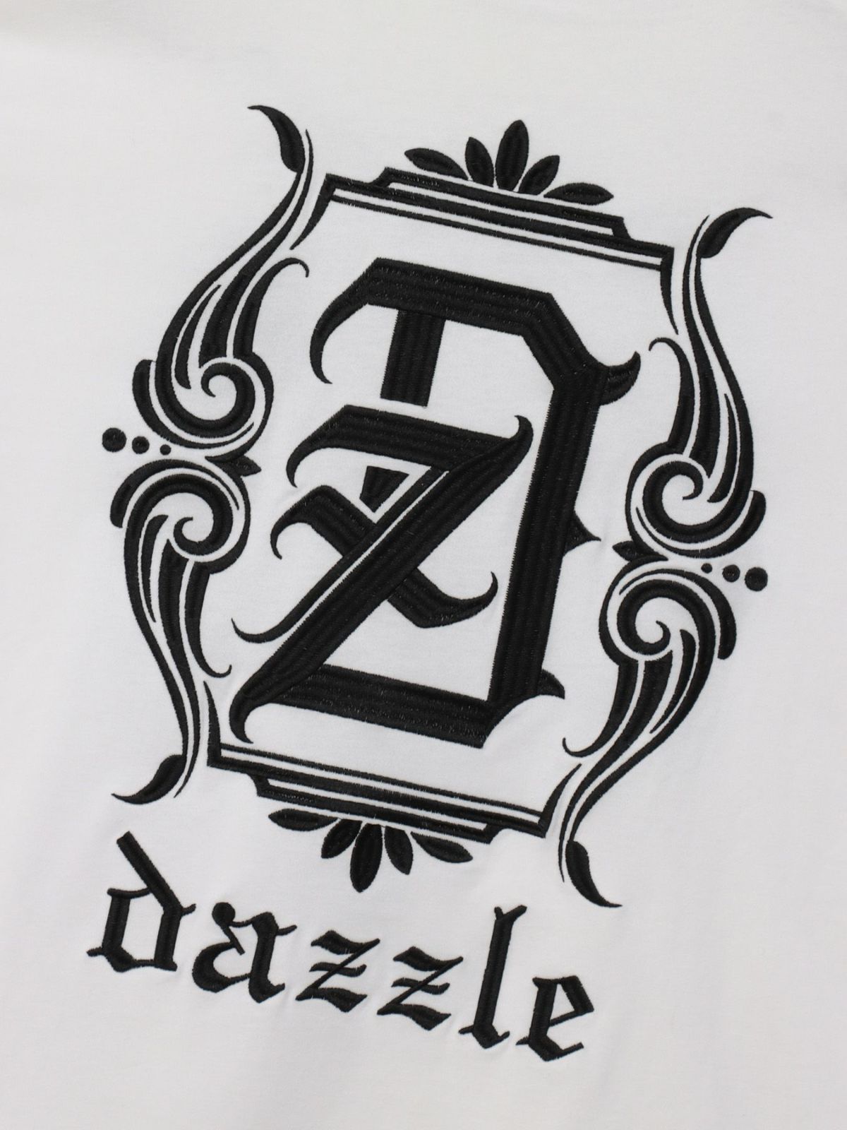 【DAZZLE】総刺繍ロゴロンT