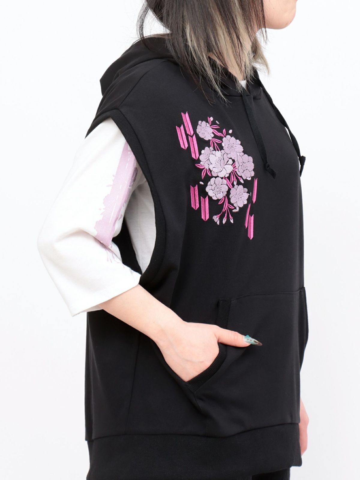 【雅結】矢絣と桜刺繍フードベスト×7分袖Tシャツ アンサンブル