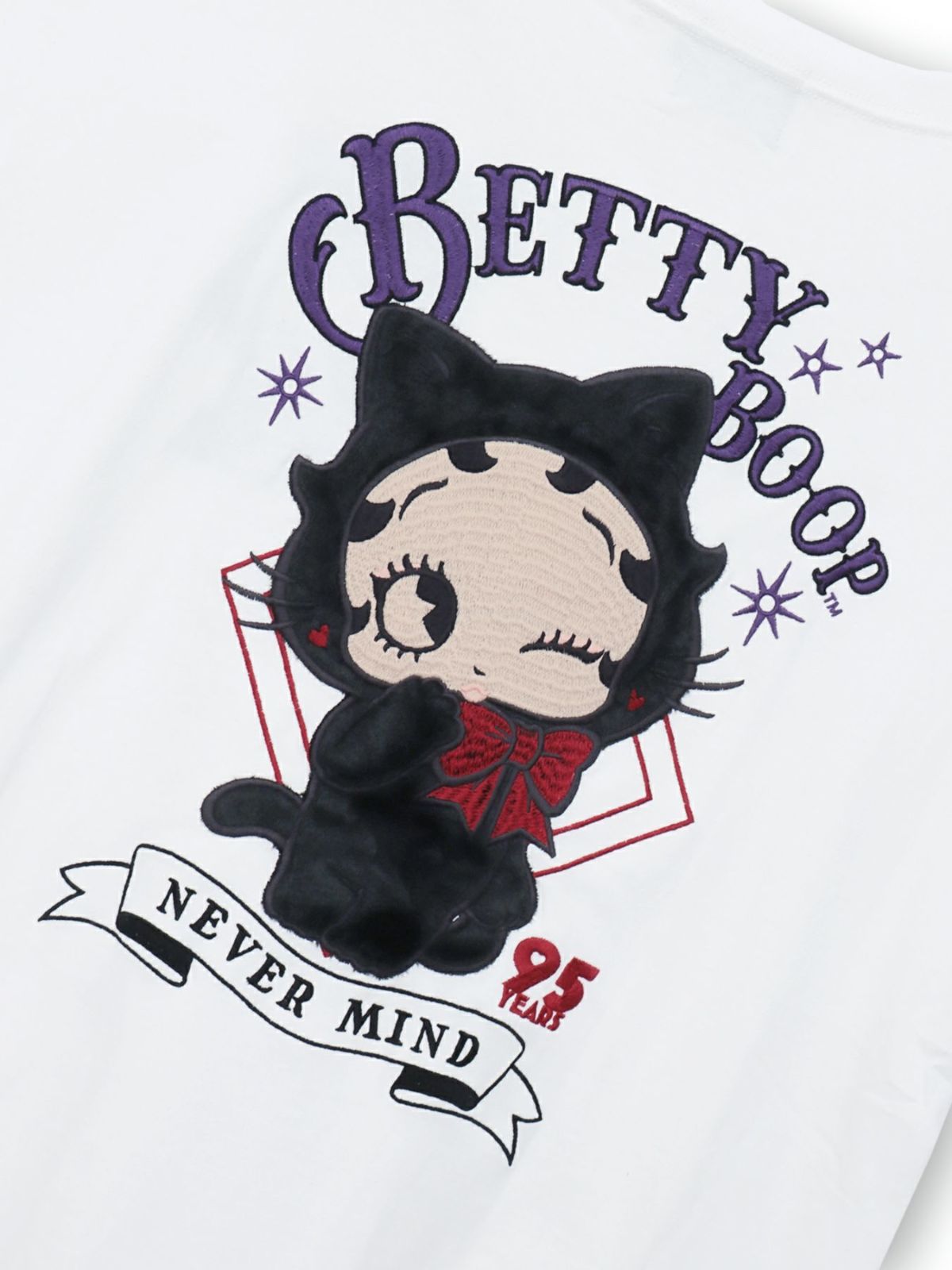 【BETTY BOOP】“黒猫ベイビーベティ”総刺繍Tシャツ