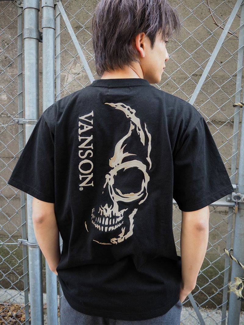 【VANSON】“スカル＆クロスボーン”総刺繍Tシャツ〔別注〕