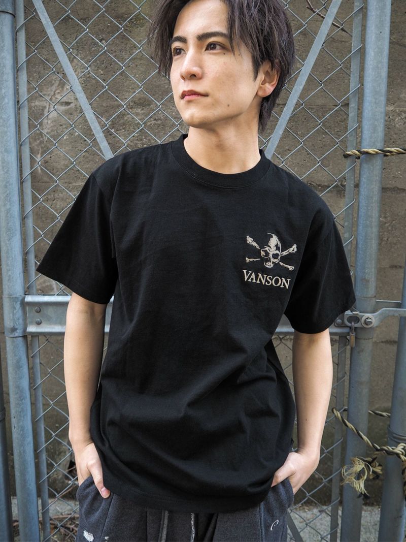 【VANSON】“スカル＆クロスボーン”総刺繍Tシャツ〔別注〕