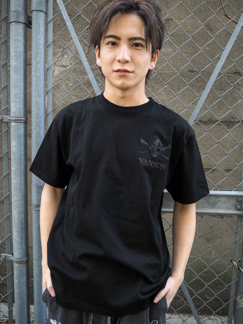 【VANSON】“スカル＆クロスボーン”総刺繍Tシャツ〔別注〕