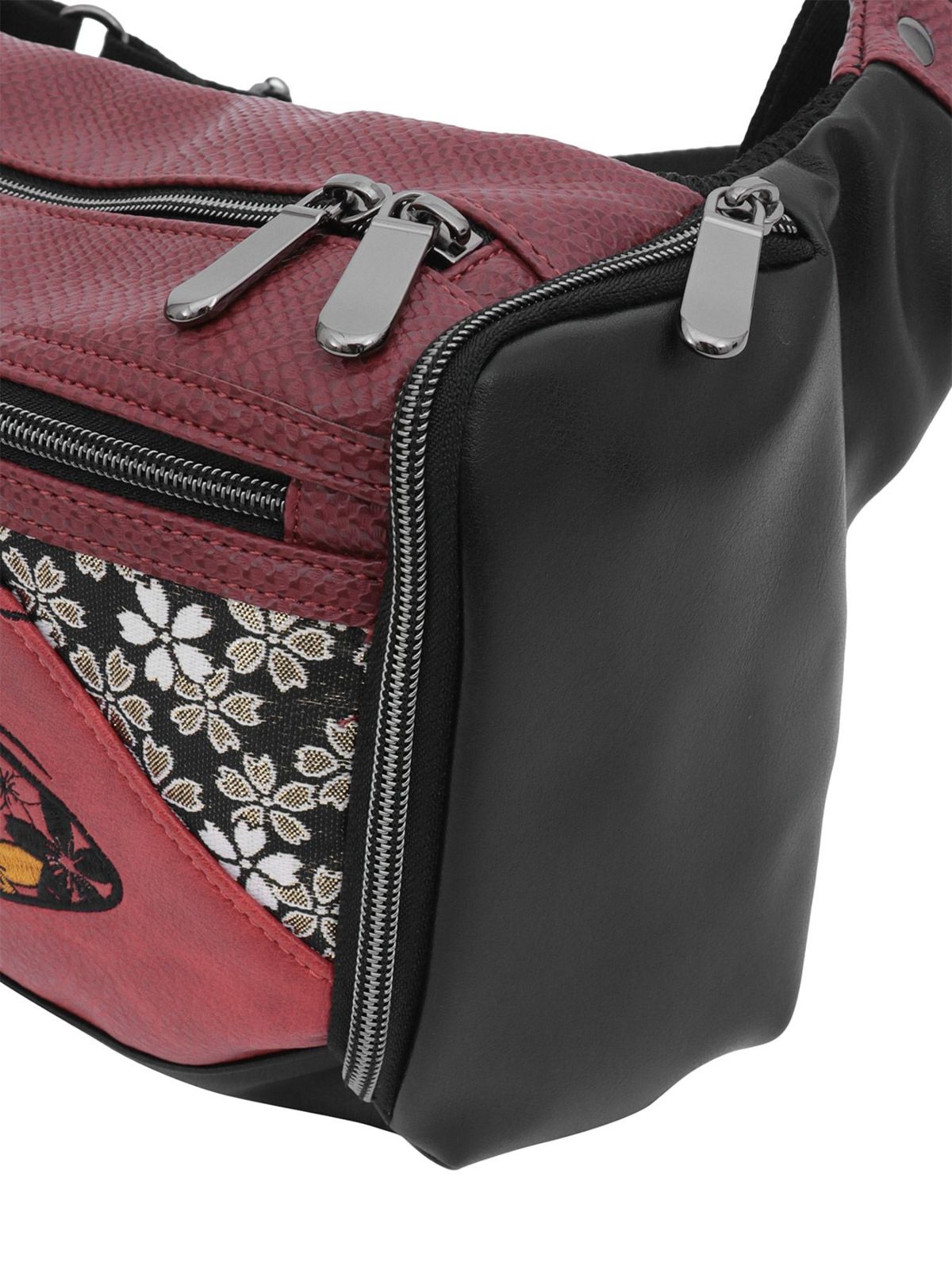 【雅結】桜流水刺繍入り横型ボディバッグ